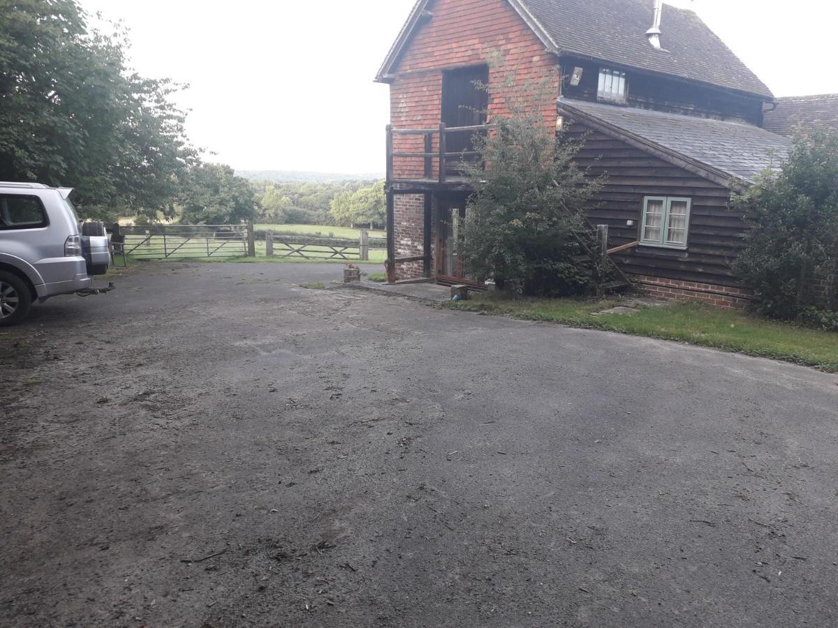 Moaps Farm B&B Support Small Business, Welcome, Check In From 5 Pm Danehill Eksteriør billede