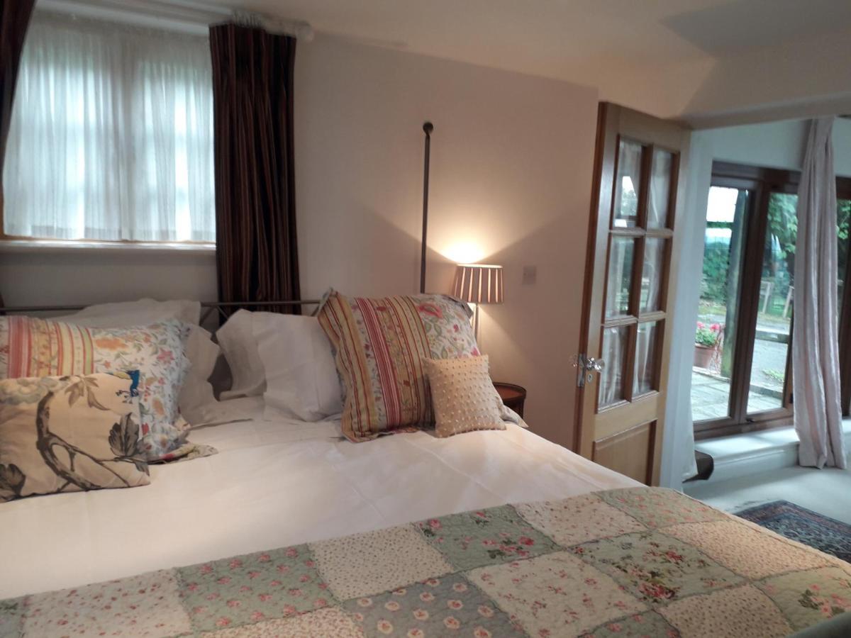 Moaps Farm B&B Support Small Business, Welcome, Check In From 5 Pm Danehill Eksteriør billede