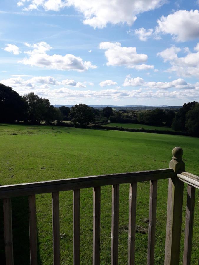 Moaps Farm B&B Support Small Business, Welcome, Check In From 5 Pm Danehill Eksteriør billede